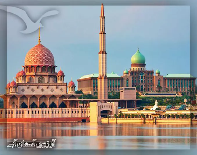 پوتراجایا کوالالامپور _ آسمان آبی