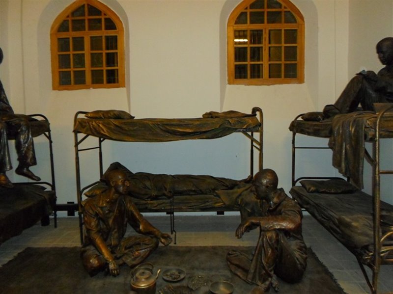 باغ موزه قصر (زندان قصر)