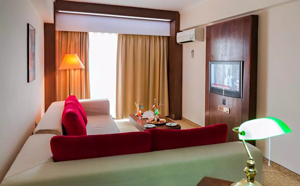 هتل-دریچی-کوش آداسی8