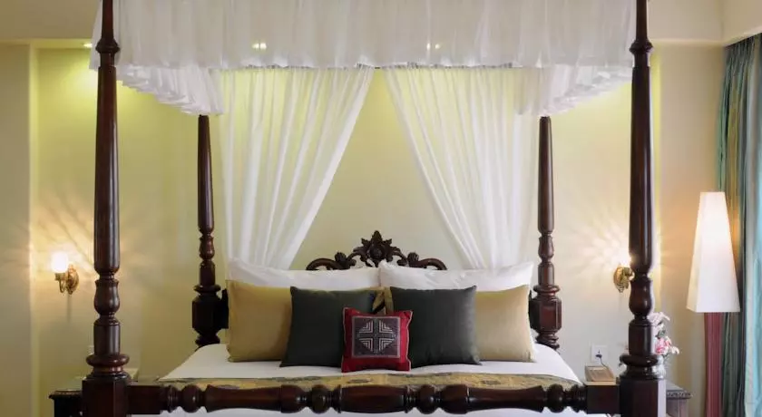 Fortune Acron Regina