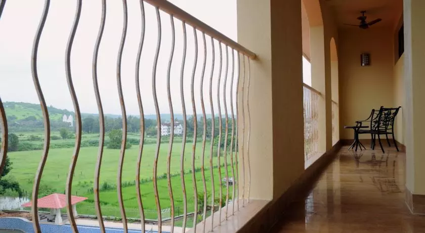 Fortune Acron Regina