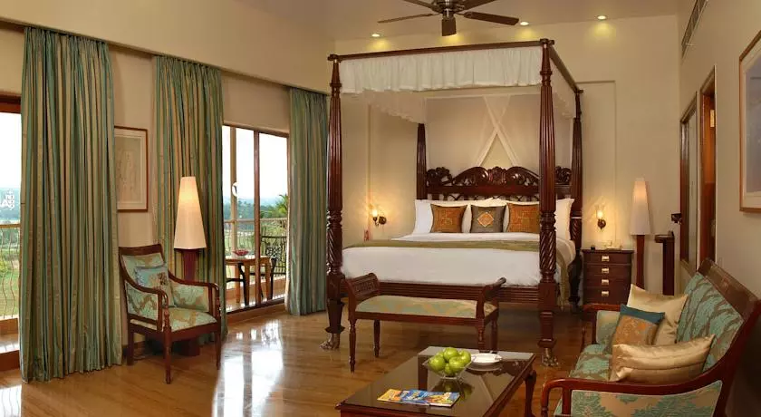 Fortune Acron Regina