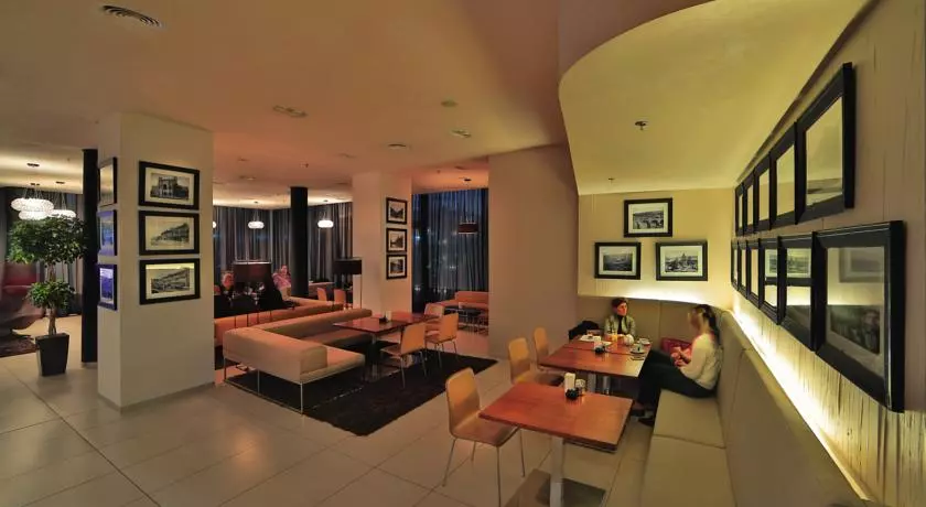 رادیسون بلو