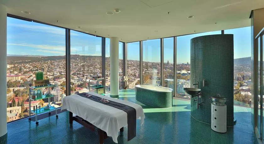 رادیسون بلو