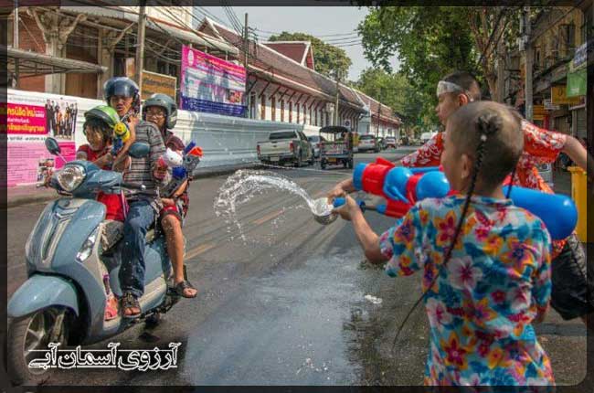 جشنواره آب سونگکران در تایلند