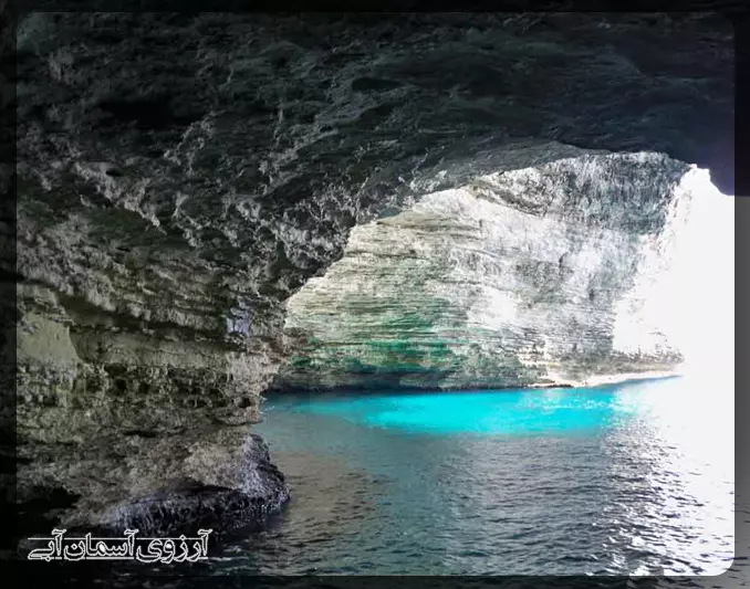 غار-دریایی-آیاناپا-قبرس