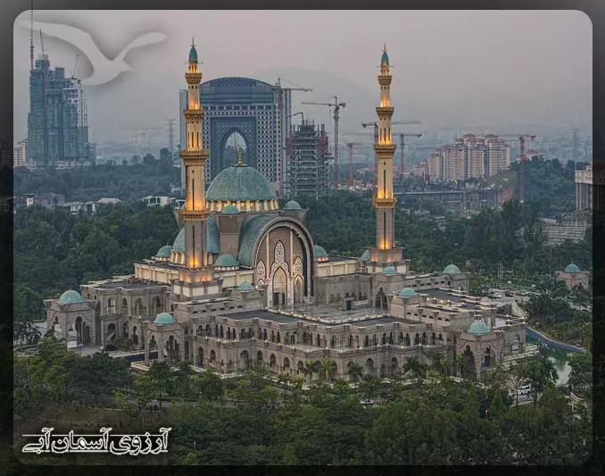 مسجد فدرال کوالالامپور _ آسمان آبی
