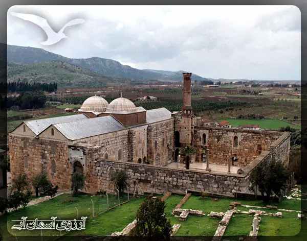 مسجد-عیسی-بیگ-کوش-آداسی